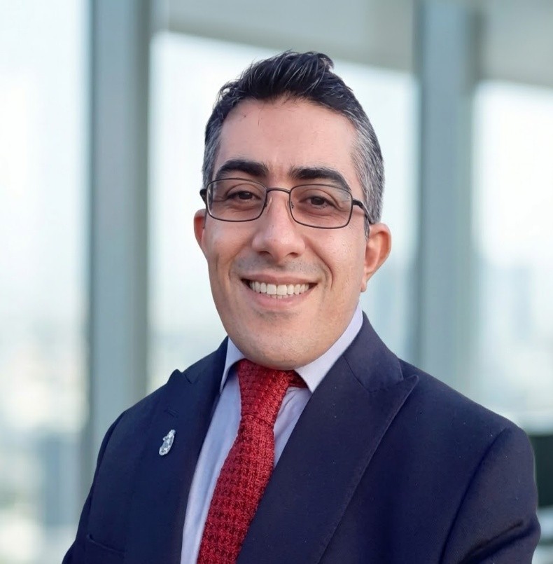 Portrait of Dr. Naser Dehghan